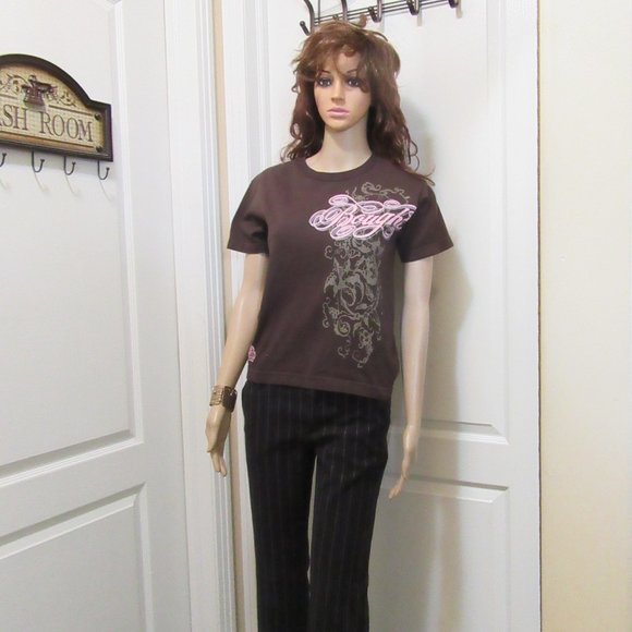 Ladeis size small tshirt - Picture 4 of 6